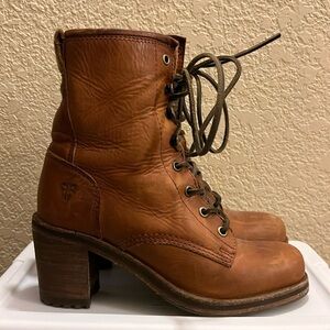 Frye lace up boots. Size 7